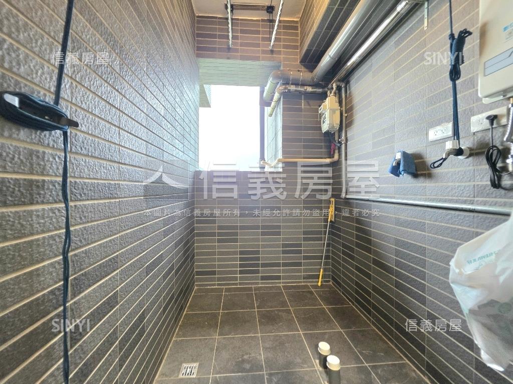 豐盛之城景觀兩房車位房屋室內格局與周邊環境
