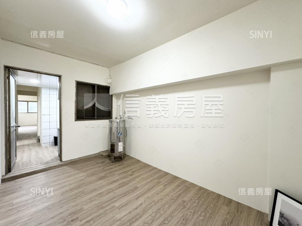 低總價電梯２＋１房輕鬆購房屋室內格局與周邊環境