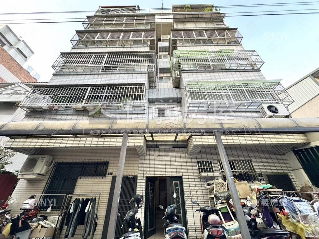 低總價電梯２＋１房輕鬆購房屋室內格局與周邊環境