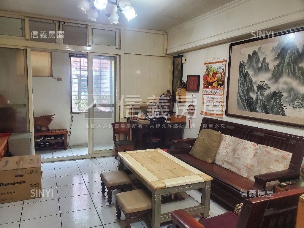 近三和國中電梯華廈房屋室內格局與周邊環境