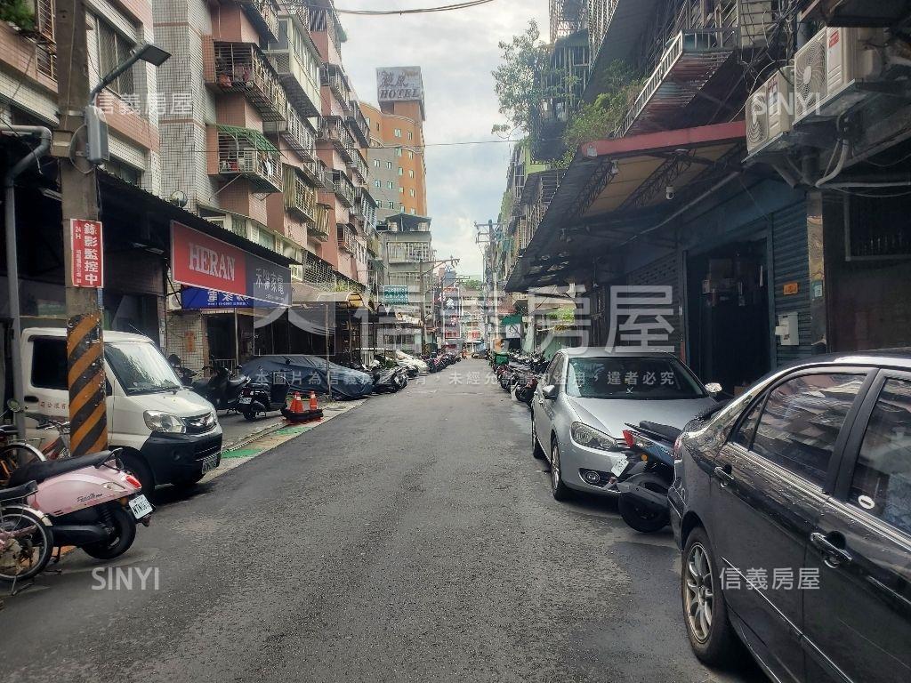 近三和國中電梯華廈房屋室內格局與周邊環境