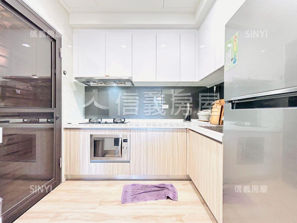 宜誠一極河景露臺景觀宅房屋室內格局與周邊環境