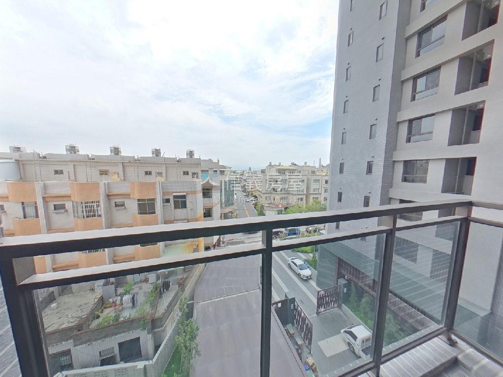 遠見三房平車美屋房屋室內格局與周邊環境