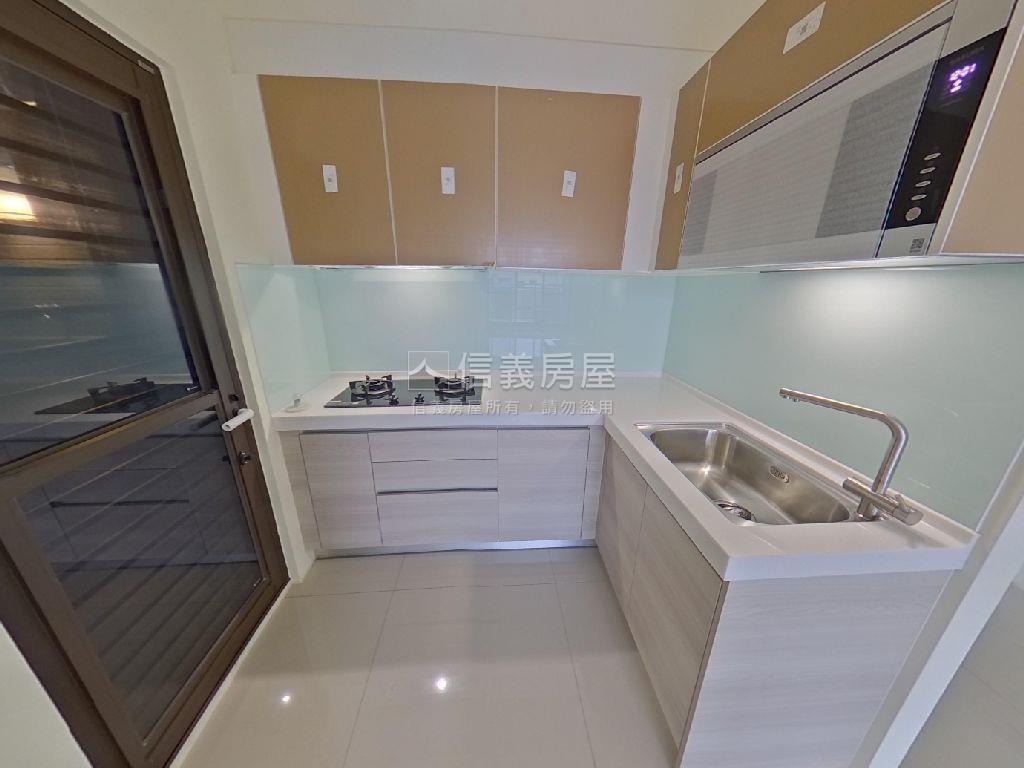 遠見三房平車美屋房屋室內格局與周邊環境