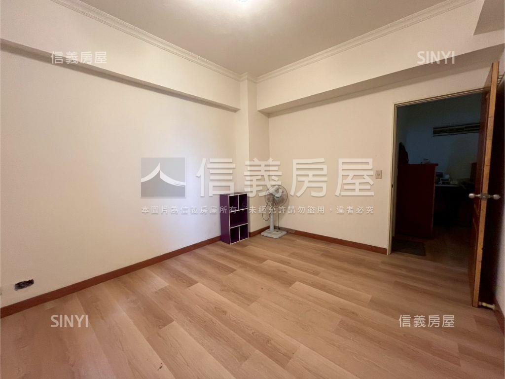 國泰建設富貴龍門三房房屋室內格局與周邊環境