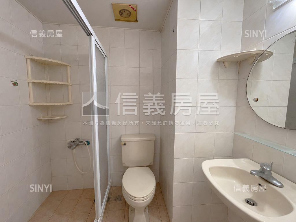 國泰建設富貴龍門三房房屋室內格局與周邊環境