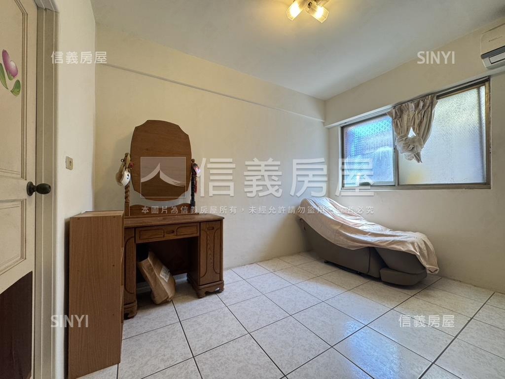 才高八斗次頂樓三房房屋室內格局與周邊環境