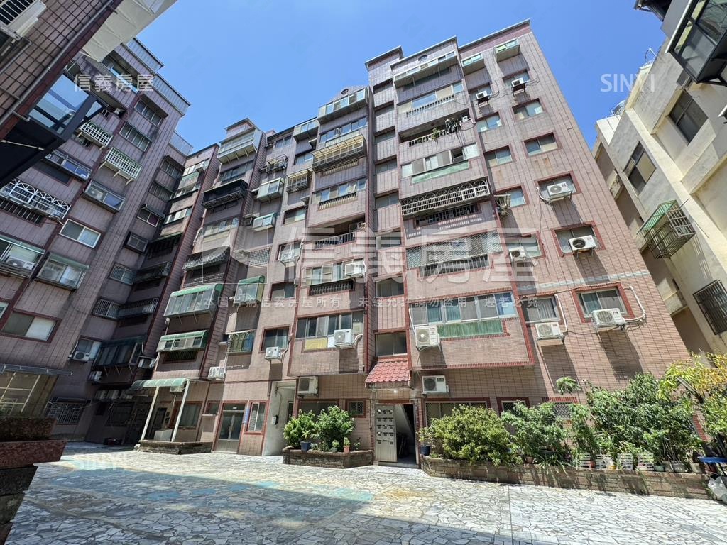 才高八斗次頂樓三房房屋室內格局與周邊環境