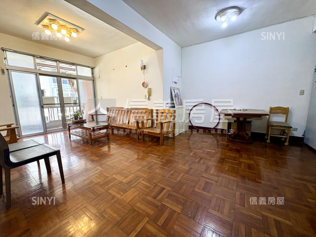 區公所中華路方正公寓三樓房屋室內格局與周邊環境