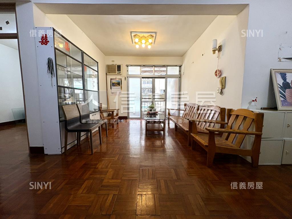 區公所中華路方正公寓三樓房屋室內格局與周邊環境