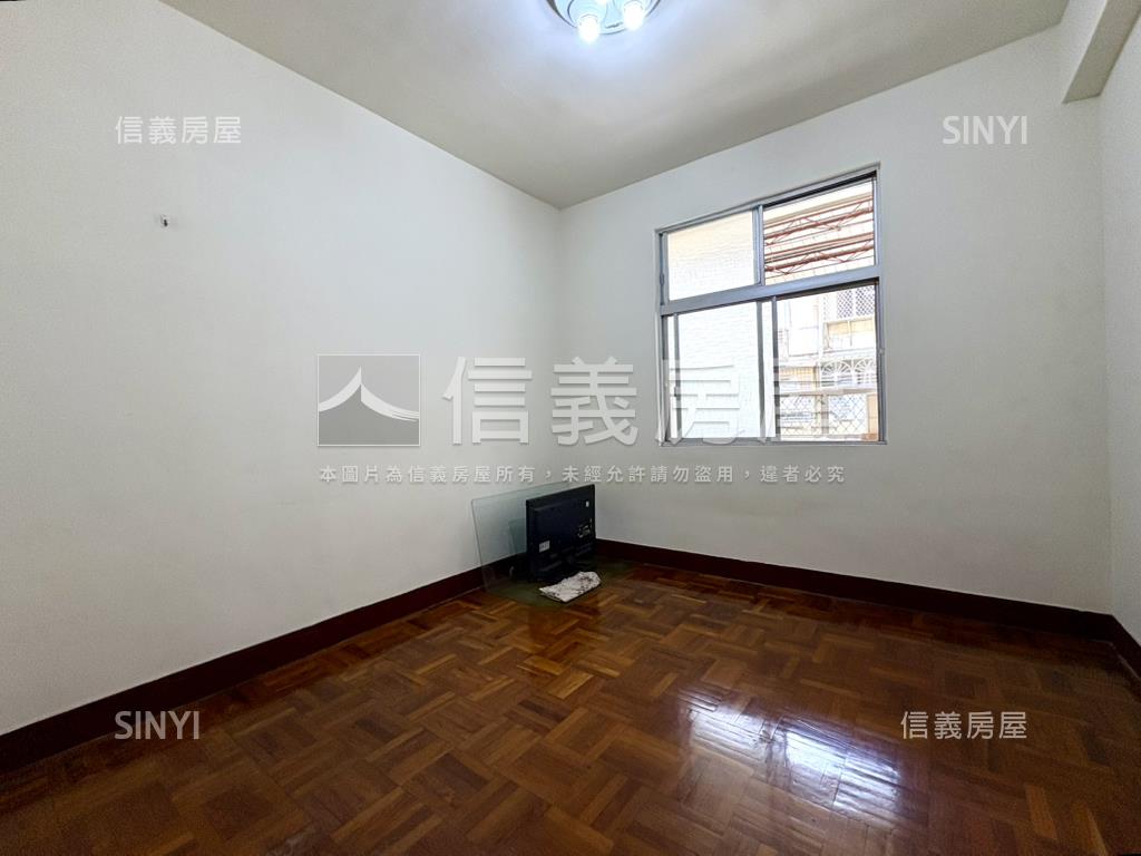 區公所中華路方正公寓三樓房屋室內格局與周邊環境