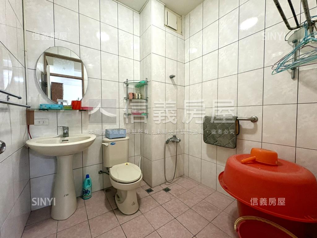 區公所中華路方正公寓三樓房屋室內格局與周邊環境