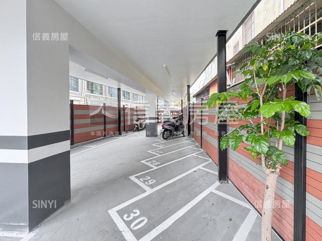 龍山１號兩房車位房屋室內格局與周邊環境