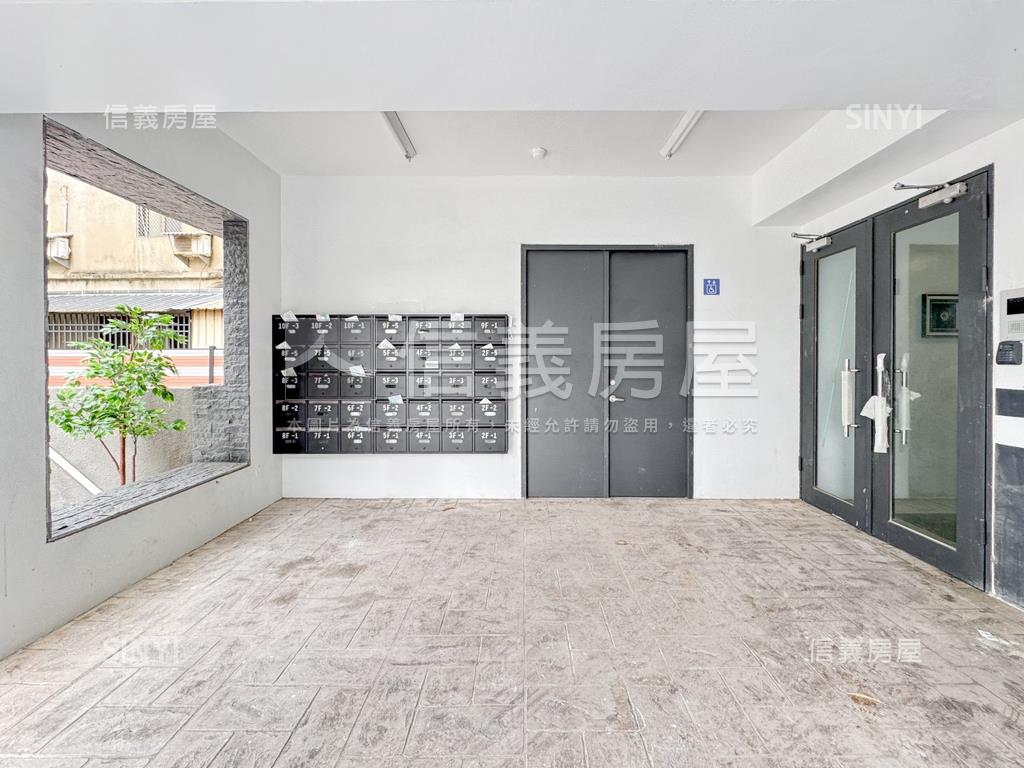 龍山１號兩房車位房屋室內格局與周邊環境