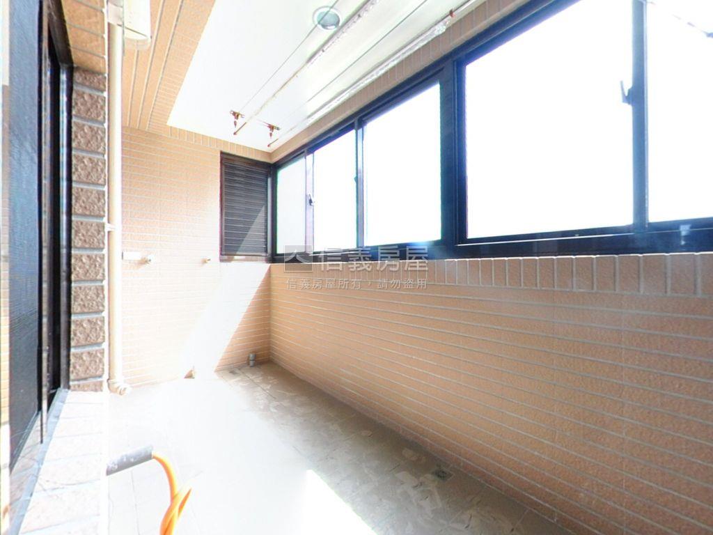 森美學森呼吸雙捷極景四房房屋室內格局與周邊環境
