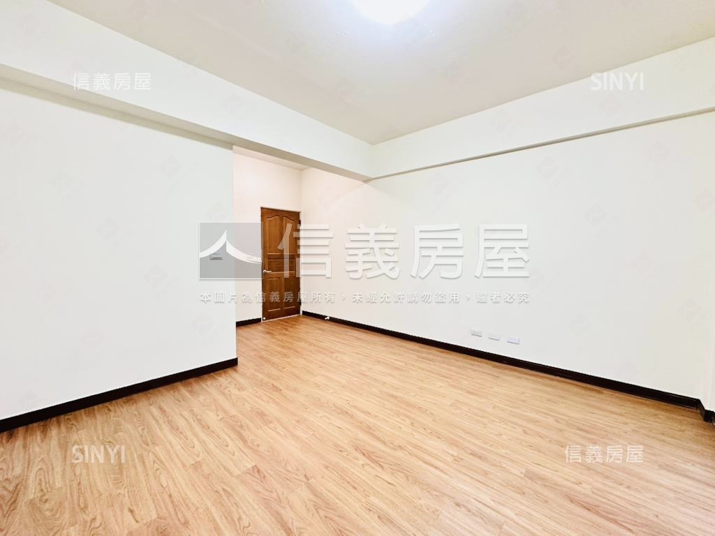 近中興大學面樹梢大四房房屋室內格局與周邊環境