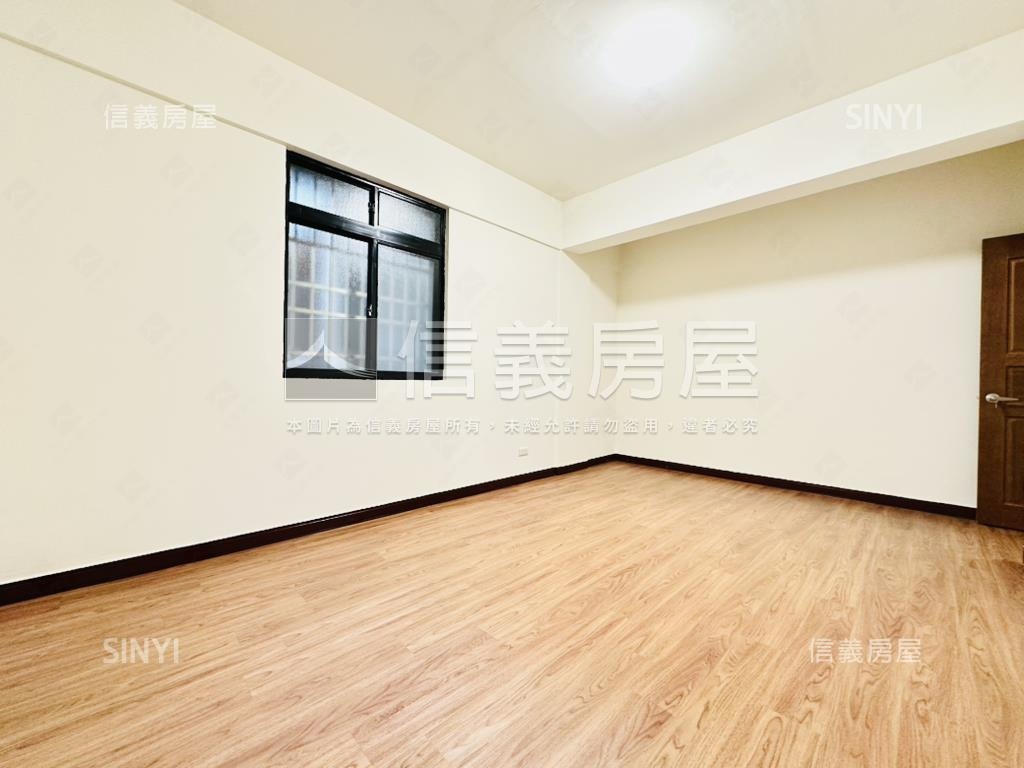 近中興大學面樹梢大四房房屋室內格局與周邊環境