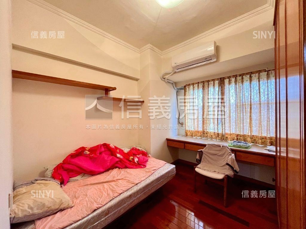 愛河景觀邊間雙採光大四房房屋室內格局與周邊環境