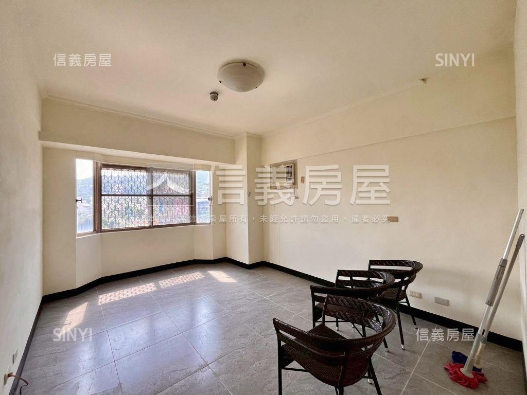 愛河景觀邊間雙採光大四房房屋室內格局與周邊環境