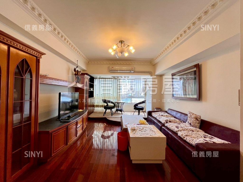 中都愛河景觀採光美大四房房屋室內格局與周邊環境