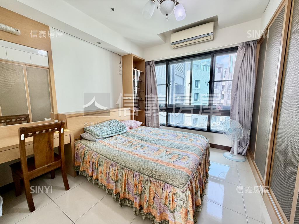 捷運黃線水世紀四房平車房屋室內格局與周邊環境