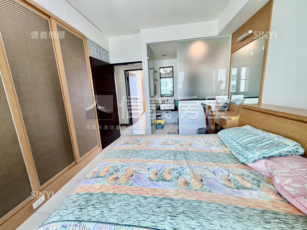 捷運黃線水世紀四房平車房屋室內格局與周邊環境