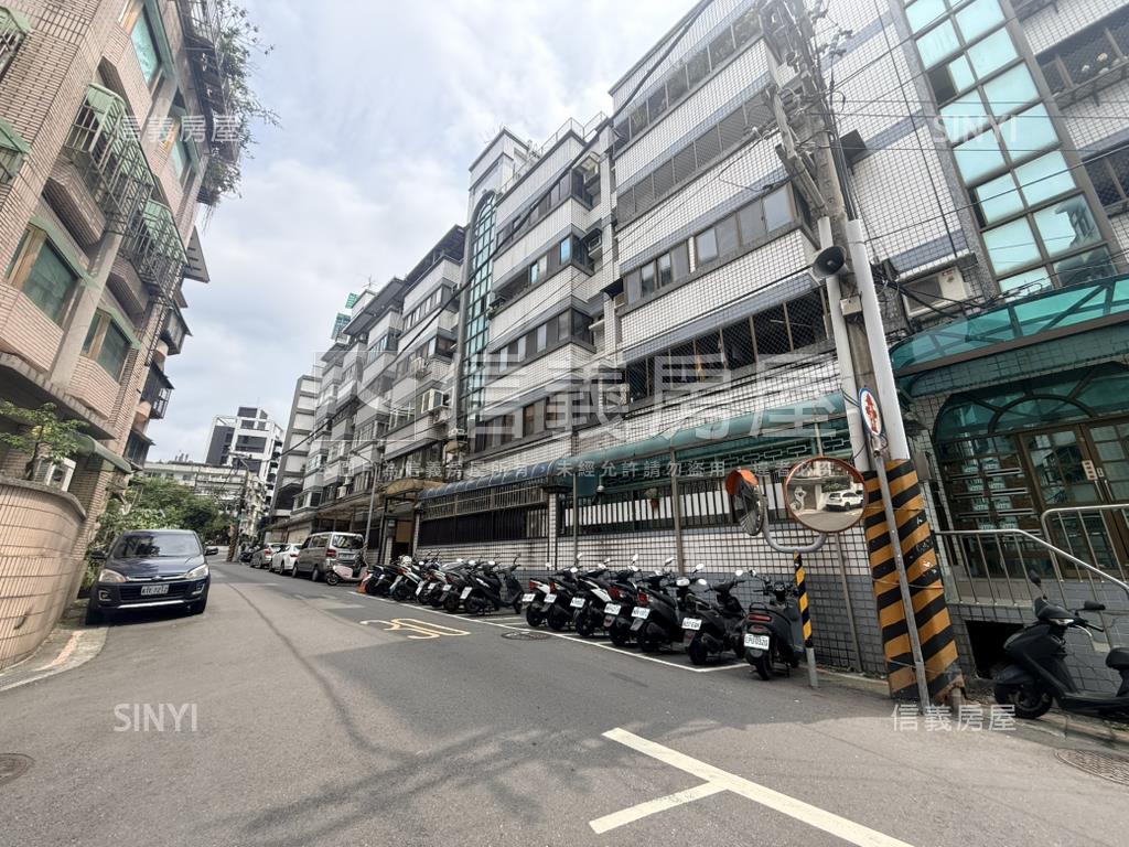 松石閣山間小花園房屋室內格局與周邊環境