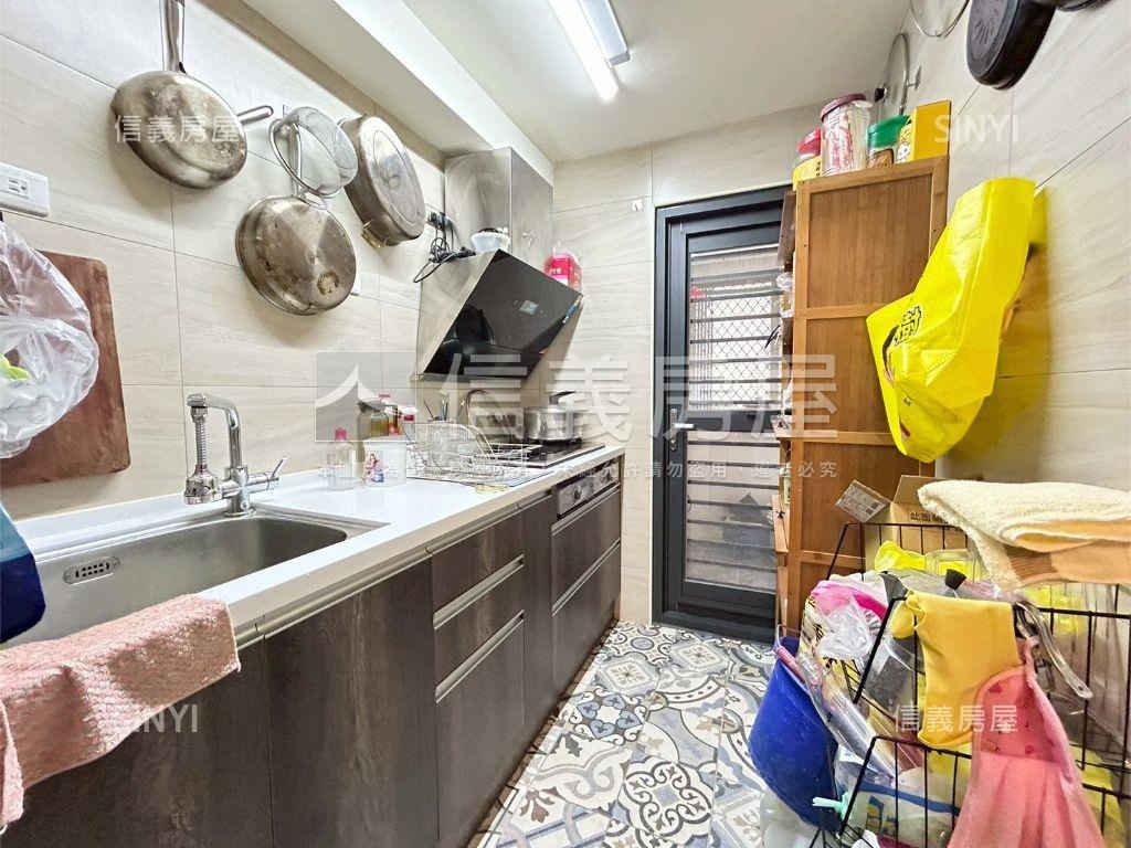 東明路優質三房房屋室內格局與周邊環境