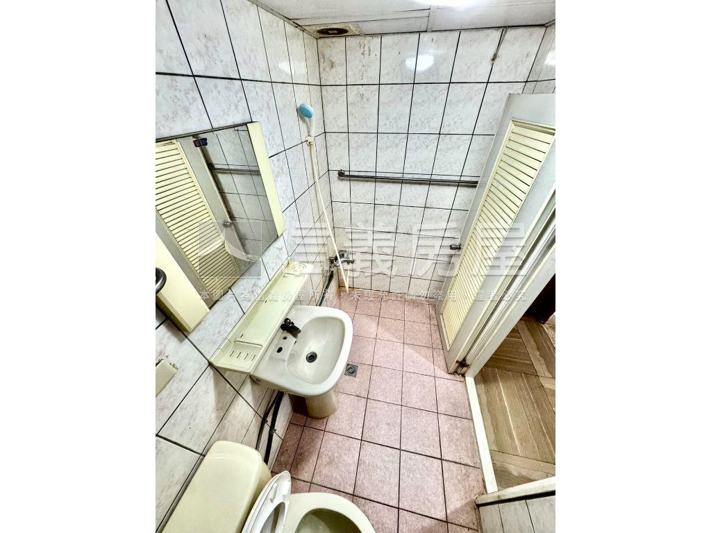 近水湳經貿園區旁透天厝房屋室內格局與周邊環境