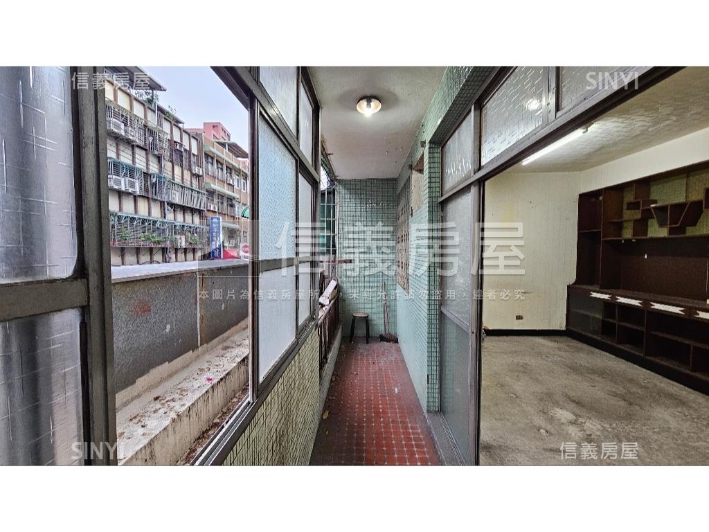 社中公寓２樓房屋室內格局與周邊環境