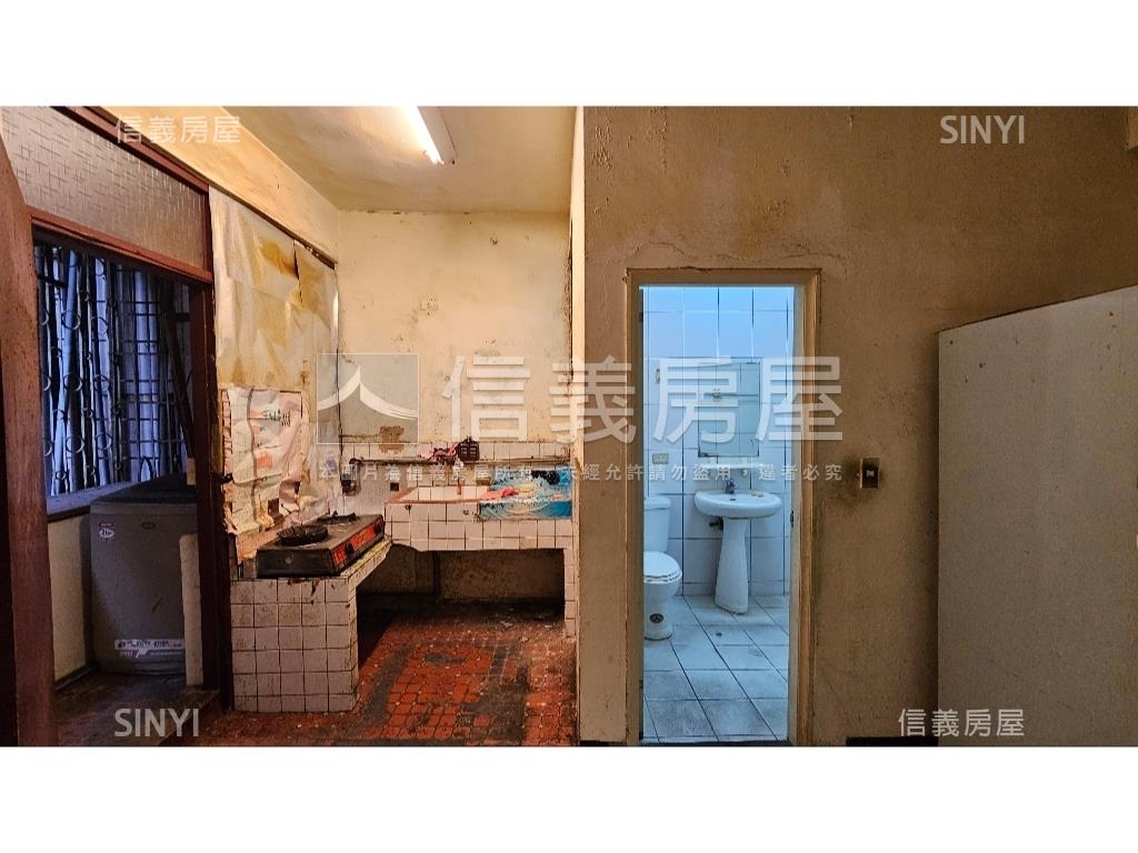 社中公寓２樓房屋室內格局與周邊環境