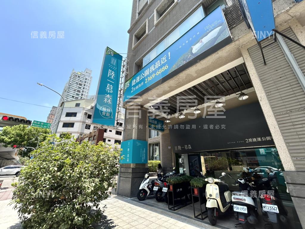 文心路近捷運｜大面寬樓店房屋室內格局與周邊環境