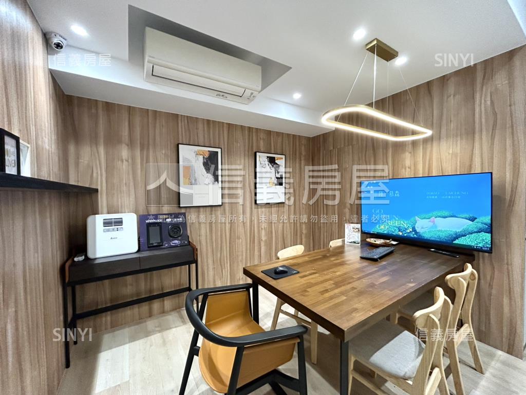 文心路近捷運｜大面寬樓店房屋室內格局與周邊環境