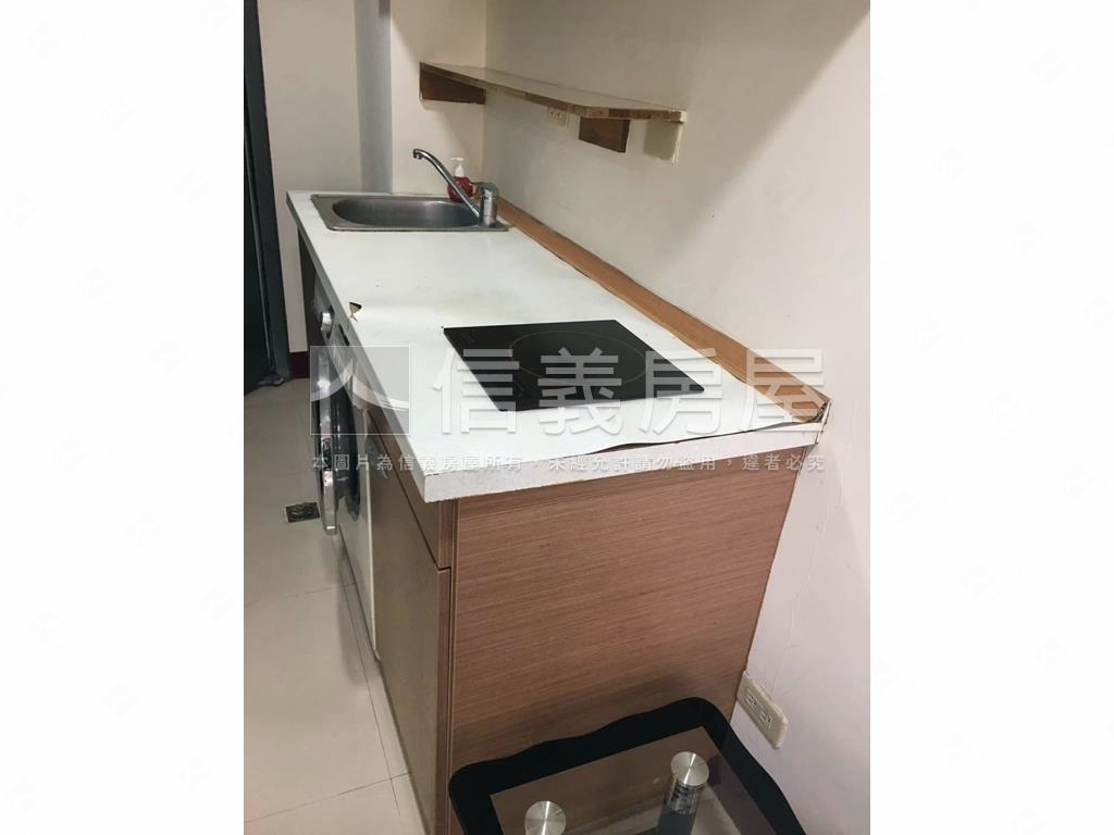 竹北星光四車位美套房房屋室內格局與周邊環境