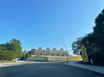 帝寶稀有三房附雙車位