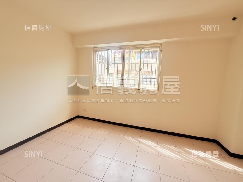 水湳震後臨路別墅房屋室內格局與周邊環境