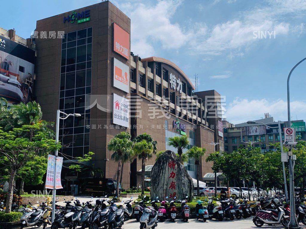 蘇黎世金店面１４１房屋室內格局與周邊環境