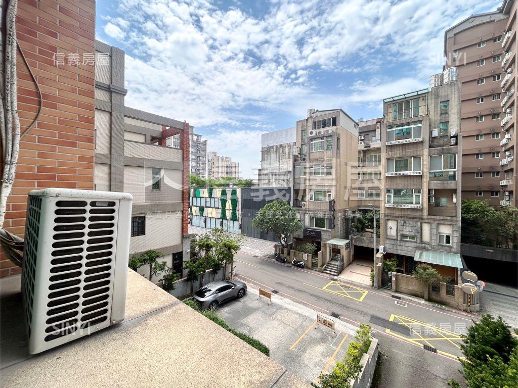 成家置產首選⭐文義街套房房屋室內格局與周邊環境