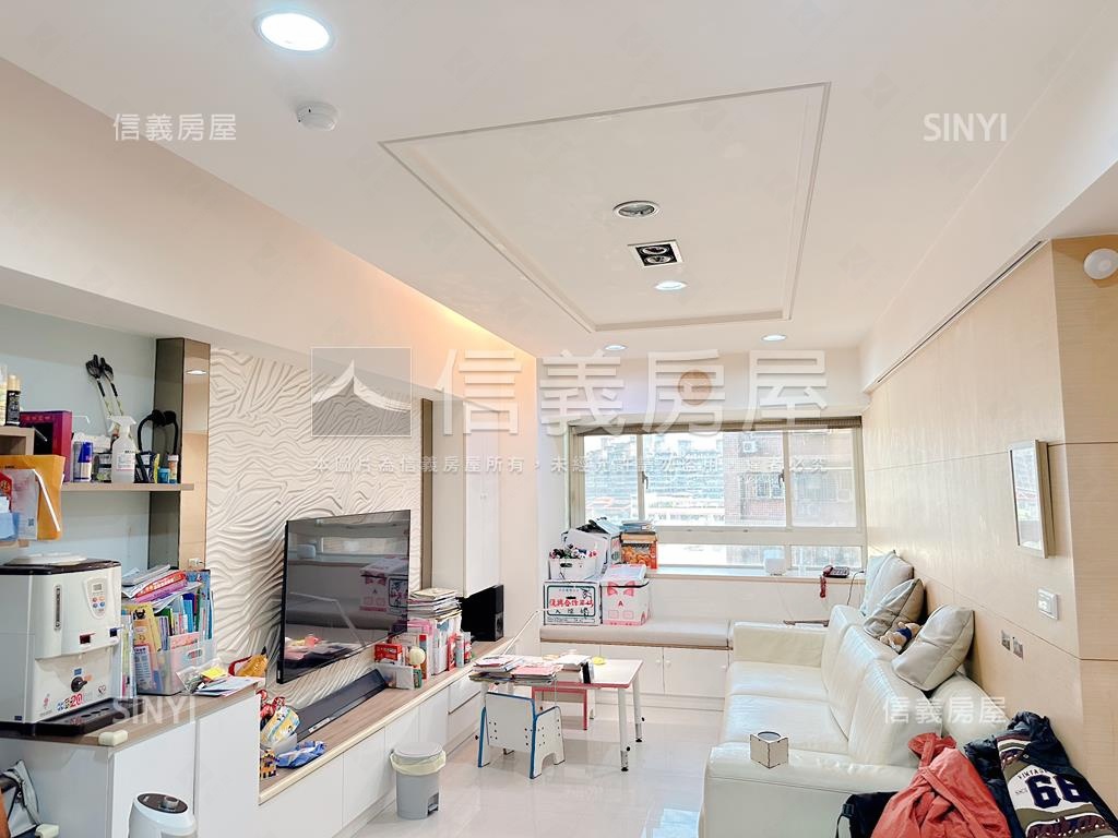 泰隆市美２房房屋室內格局與周邊環境