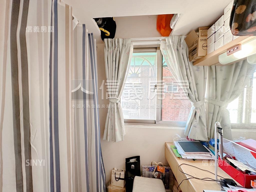 泰隆市美２房房屋室內格局與周邊環境