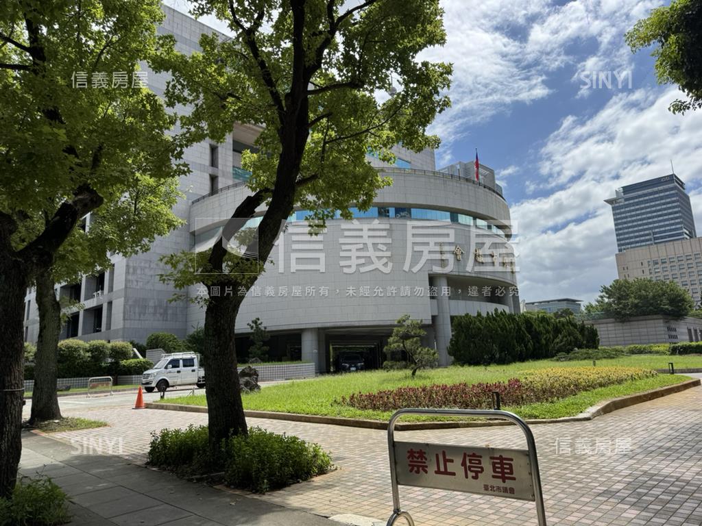 近市府面寬金店房屋室內格局與周邊環境