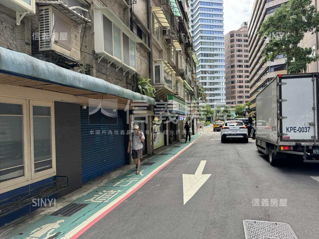 近市府面寬金店房屋室內格局與周邊環境
