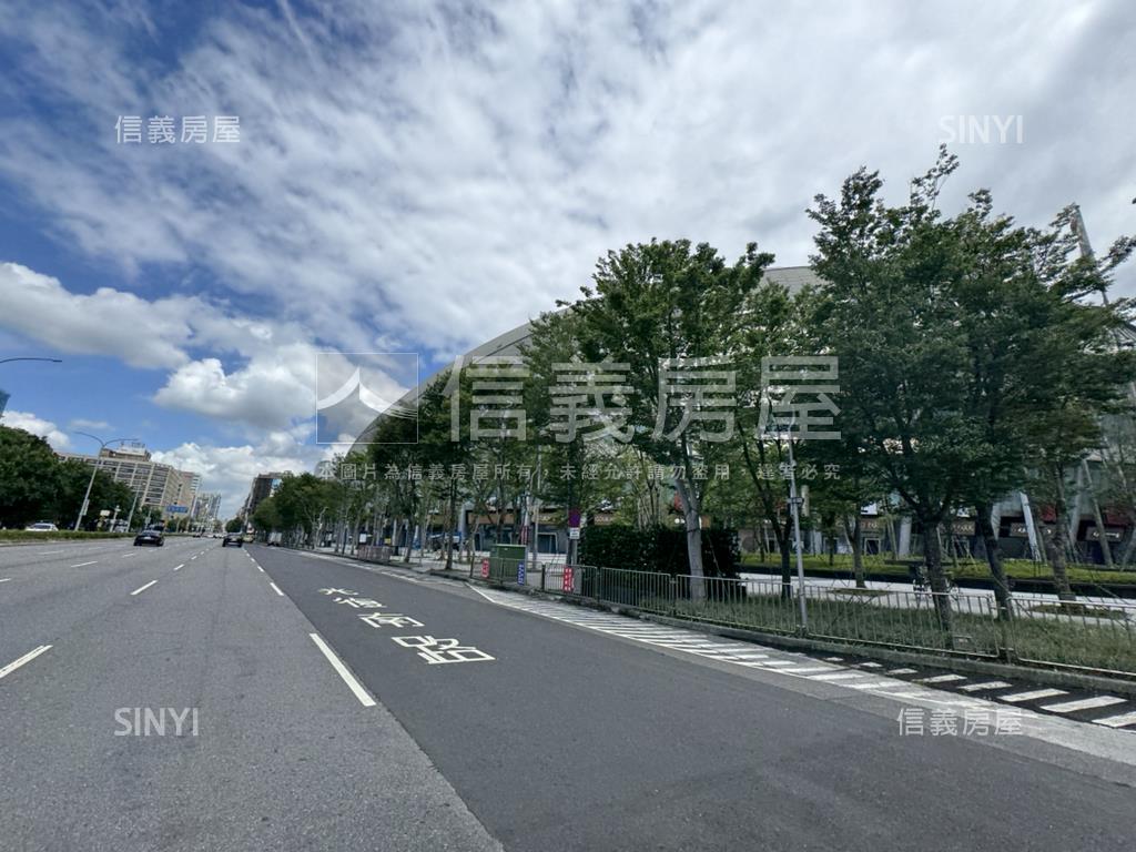 近市府面寬金店房屋室內格局與周邊環境