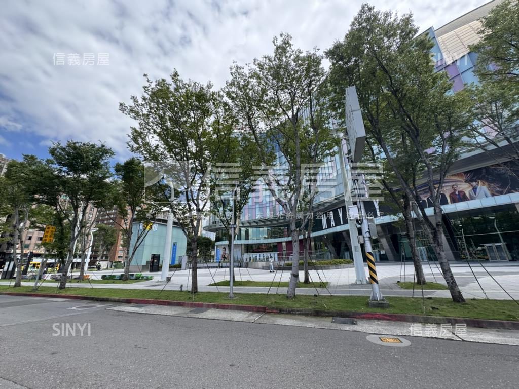 近市府面寬金店房屋室內格局與周邊環境