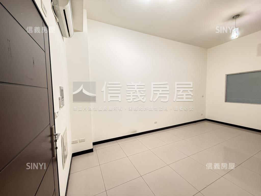 經貿二路一房小資首選房屋室內格局與周邊環境