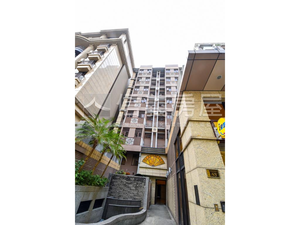 經貿二路一房小資首選房屋室內格局與周邊環境