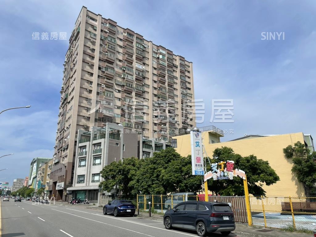 愛菲爾三房平面車位房屋室內格局與周邊環境