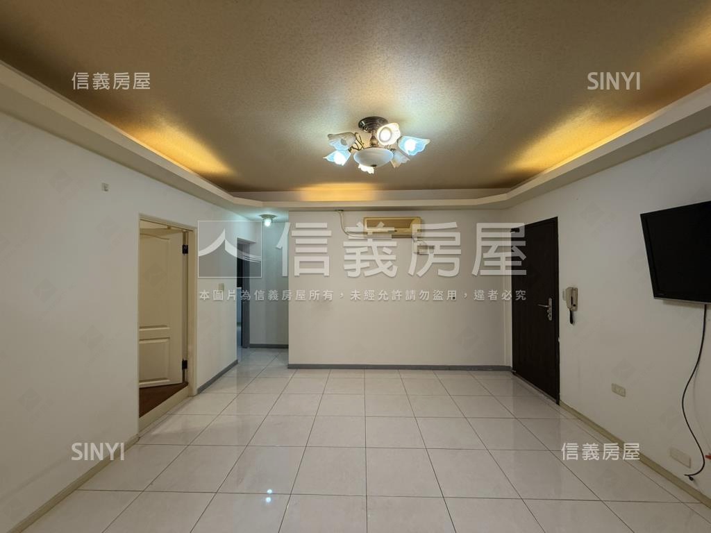 ★新接。和平美妝二樓★房屋室內格局與周邊環境