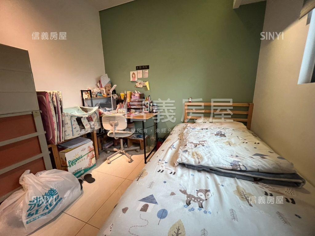 專任南勢兩房雙車位美屋房屋室內格局與周邊環境
