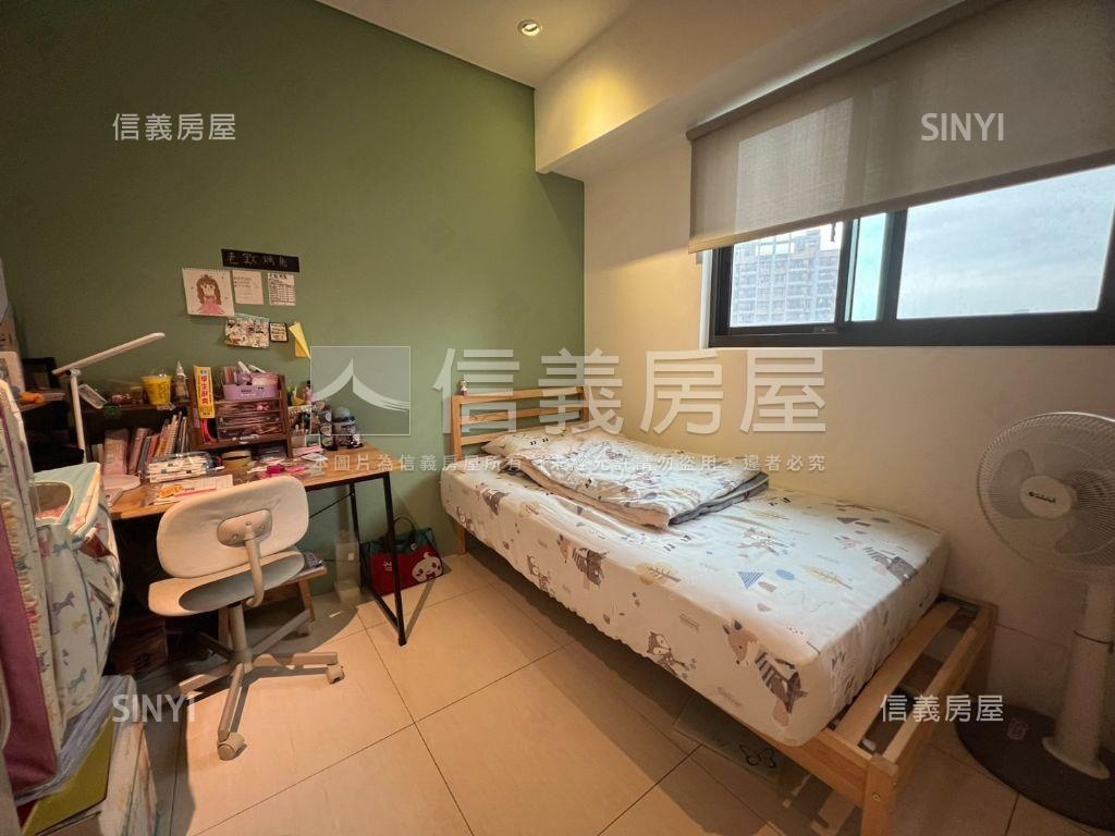 專任南勢兩房雙車位美屋房屋室內格局與周邊環境